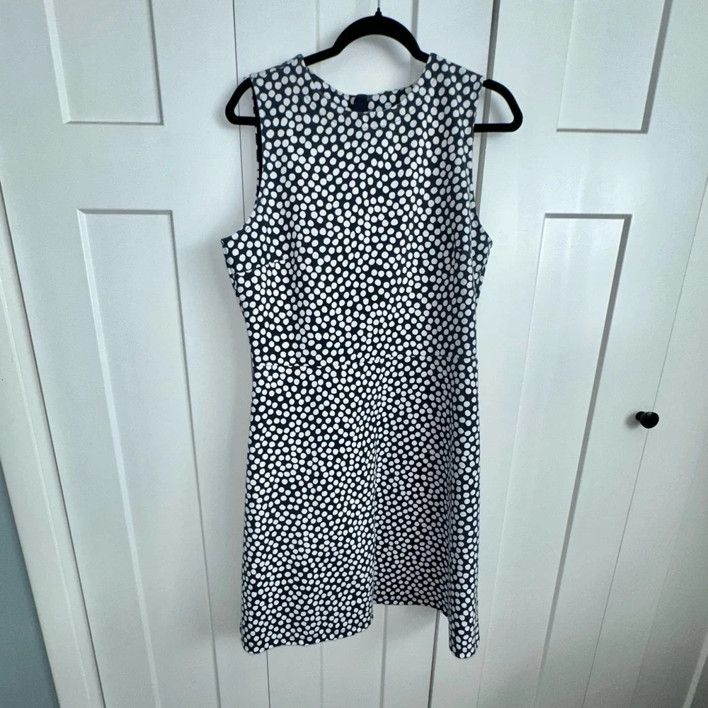 Women's Gap Fit and Flare Polka Dot Dress - Size 14 Tall - Picture 1 of 10